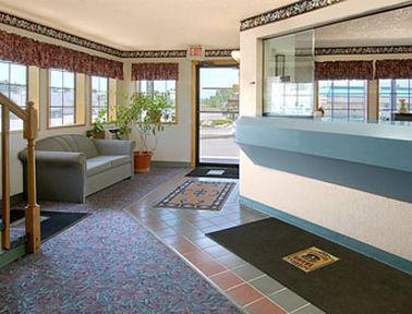 Super 8 By Wyndham Canon City Interior photo